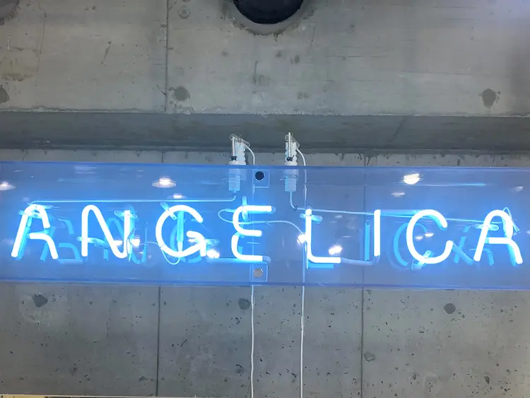 ANGELICA　難波店の内観・外観3