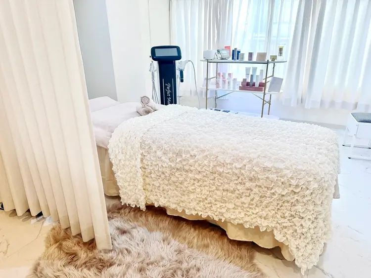 s o i n a🤍🪽ララピール／毛穴／小顔／水光肌の内観・外観2