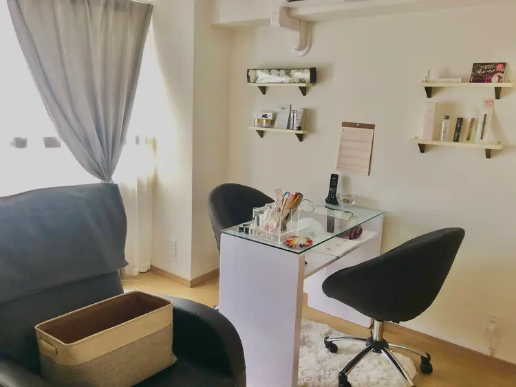 R and Rの内観・外観1