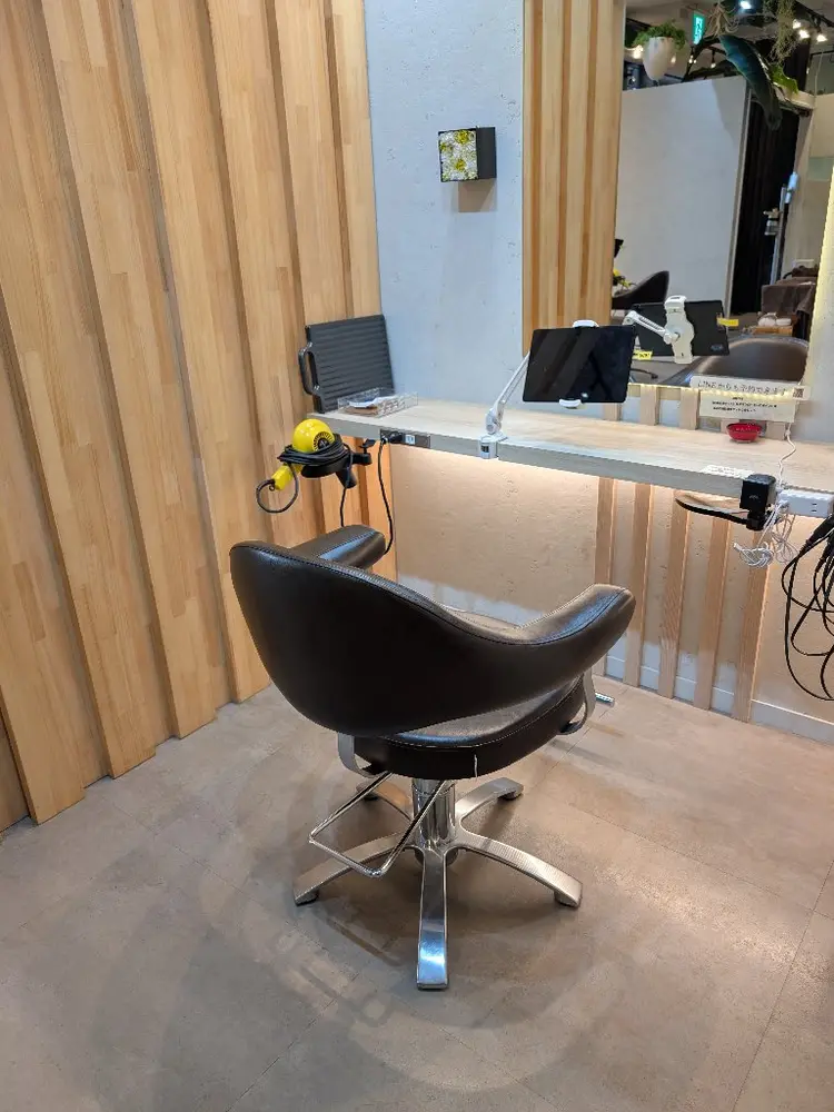 ヘアサロン クヴェレ Quelleの内観・外観3