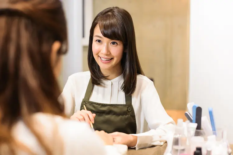 ネイルサロン　ラベンダーの画像