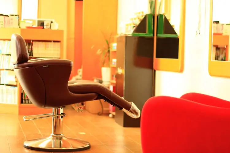 ＨＥＡＲＴ美容室の内観・外観2