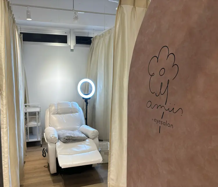 amii+eyesalonの内観・外観1
