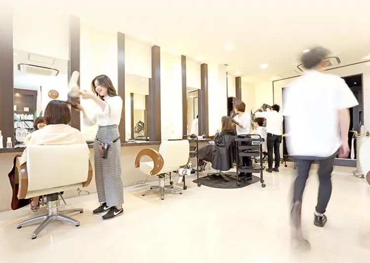 ANDEW(アンダウ)の内観・外観1