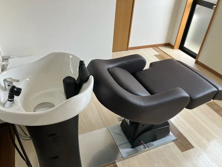 colors hairの内観・外観2