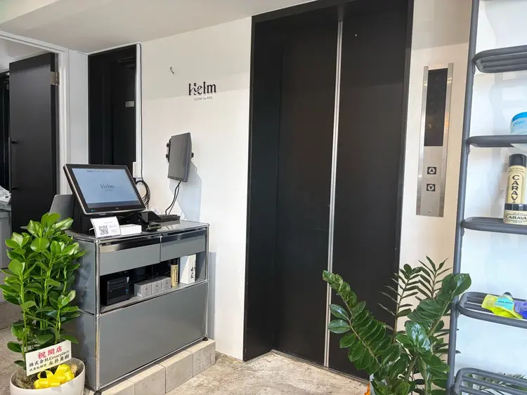 SCENE　ｂｙ　ＲＡＤ Helmの内観・外観3