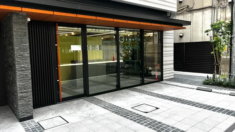 ioe西梅田店の内観・外観1