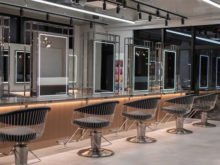 Lond Mirrorの内観・外観3