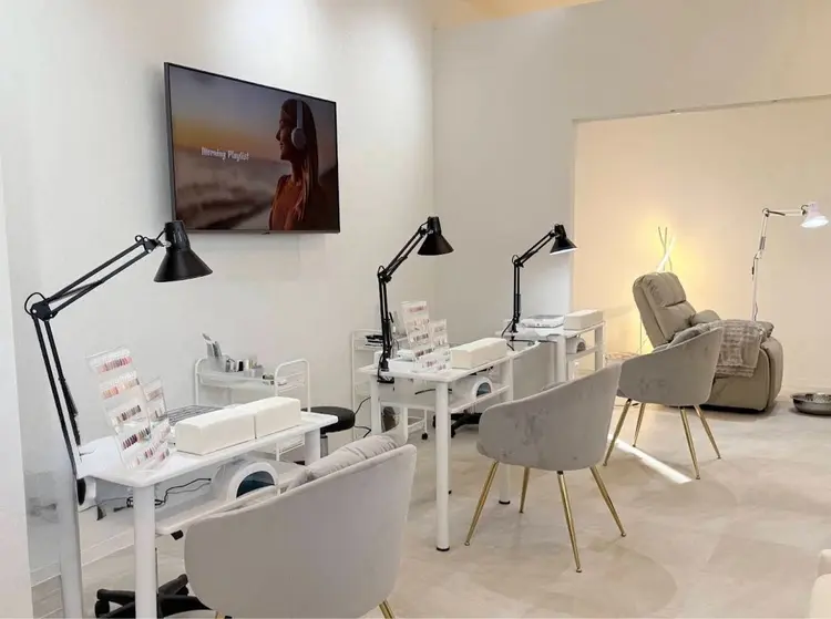 celan-シェラン【 ネイルサロン 】日進竹の山の内観・外観3