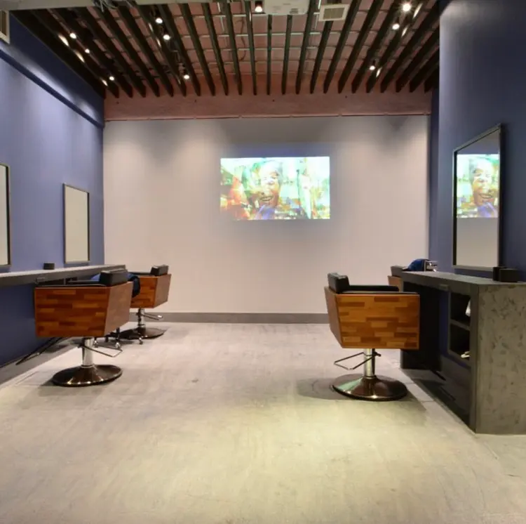 レオニードの内観・外観1