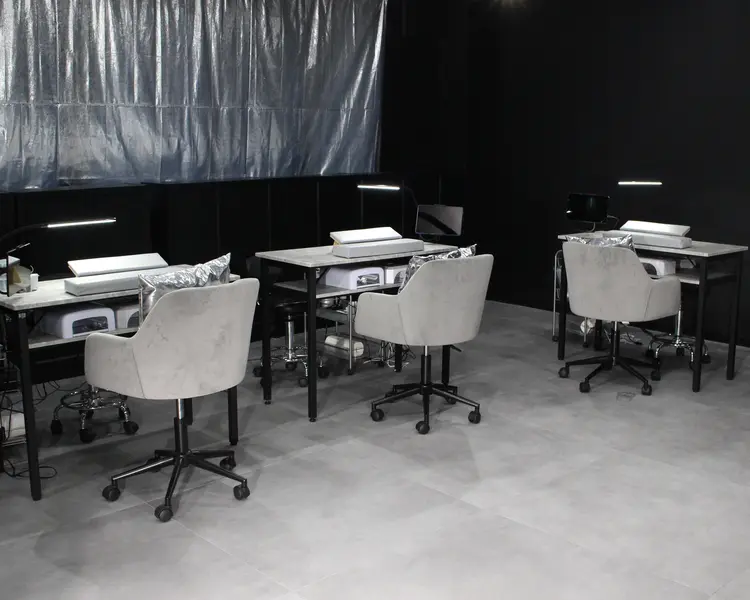 ネイルサロンCleo【クレオ】名古屋駅店の内観・外観2