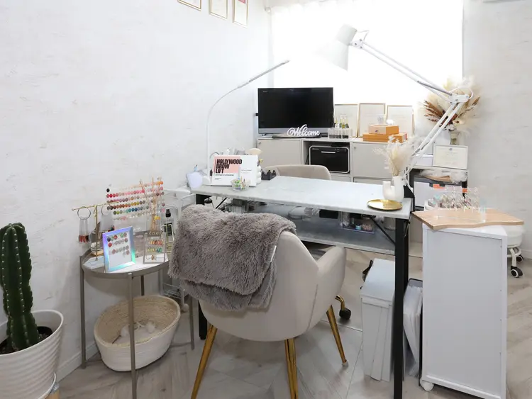 nail salonZou.の内観・外観1