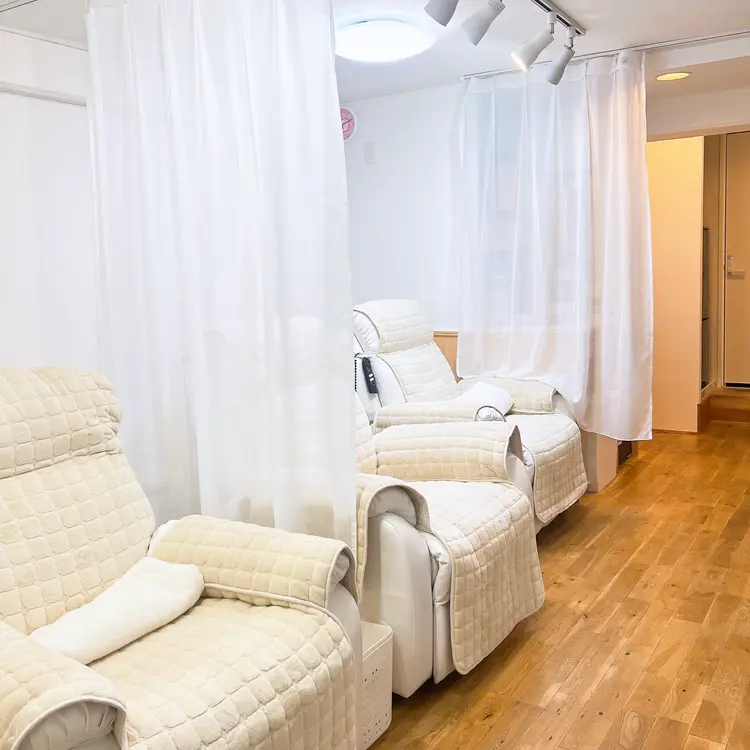 Yii Salonの内観・外観2