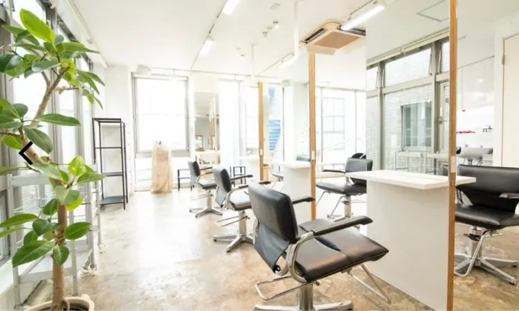 fifth men's 原宿の内観・外観1