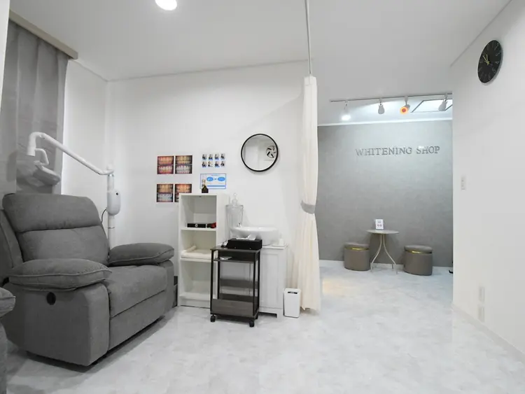 ホワイトニングショップ川越店の内観・外観1