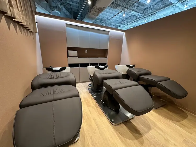 全席個室美容室 Zina 千葉2nd 髪質改善 トリートメント ジーナの内観・外観3