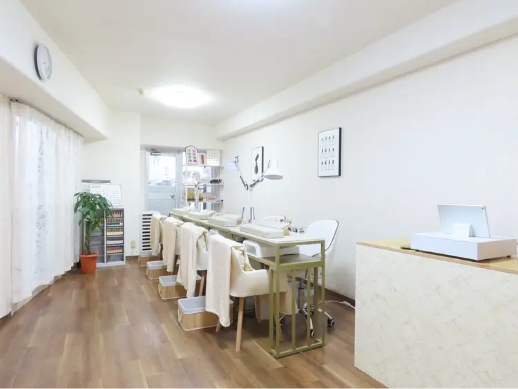 NEW NAILの内観・外観2