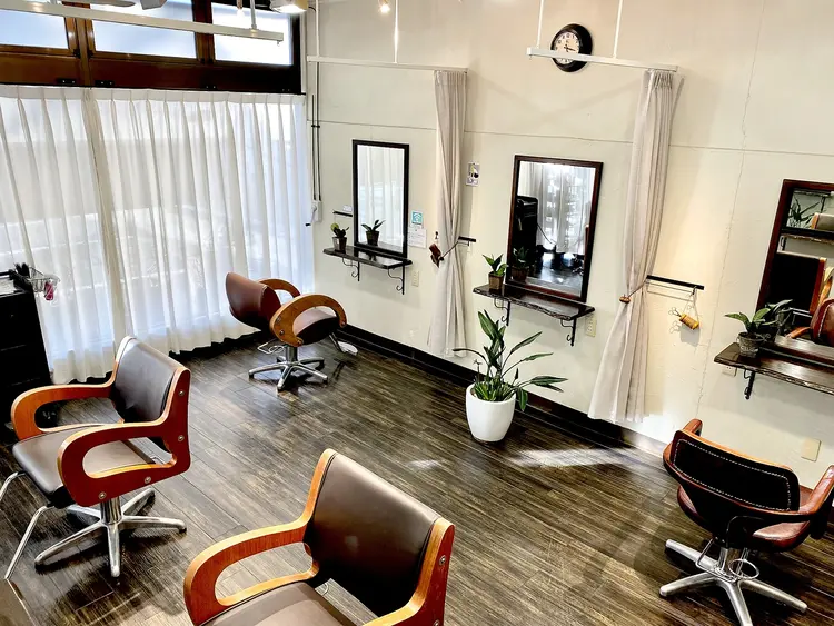 アングの内観・外観1