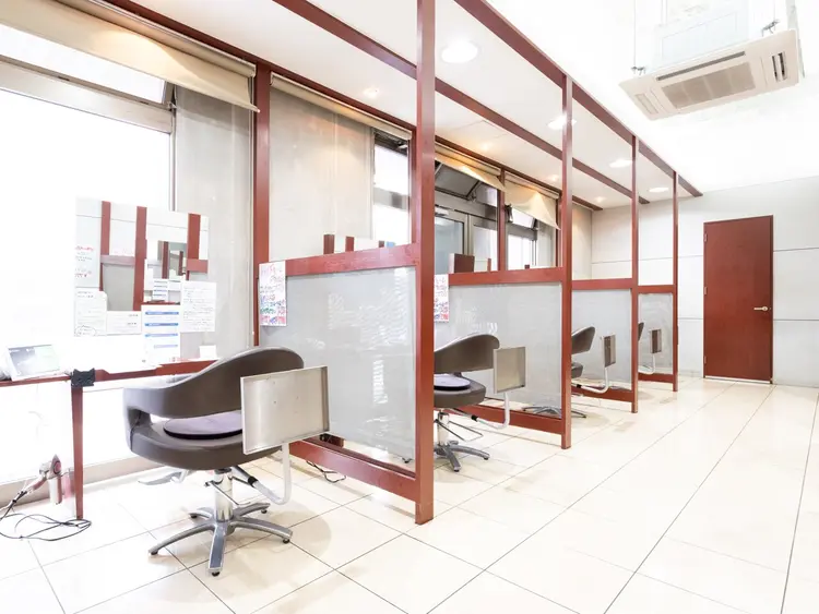 PROGRESS 東村山店の内観・外観1