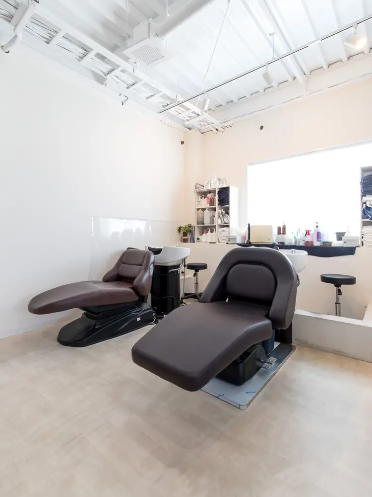 TOM HAIR DESIGN 香里園店の内観・外観3