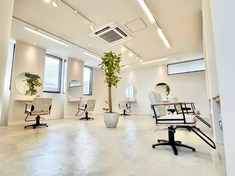 Aimerの内観・外観2