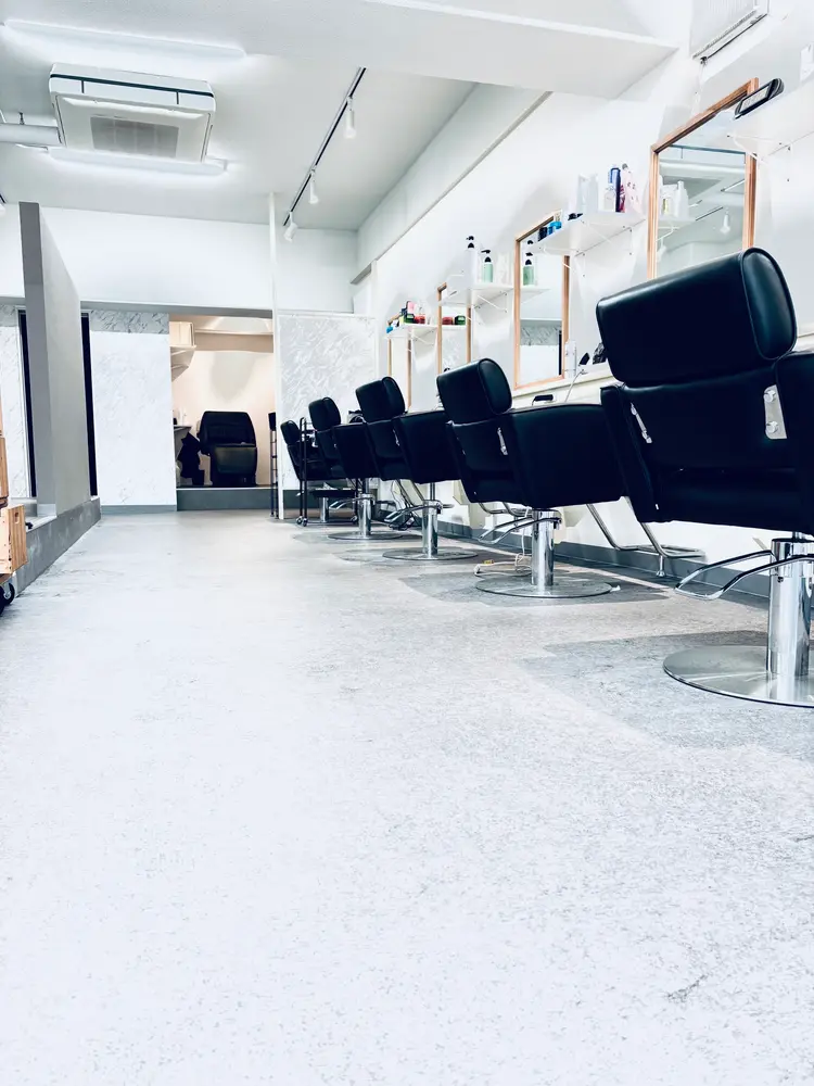 men's salon magic関目店の内観・外観1