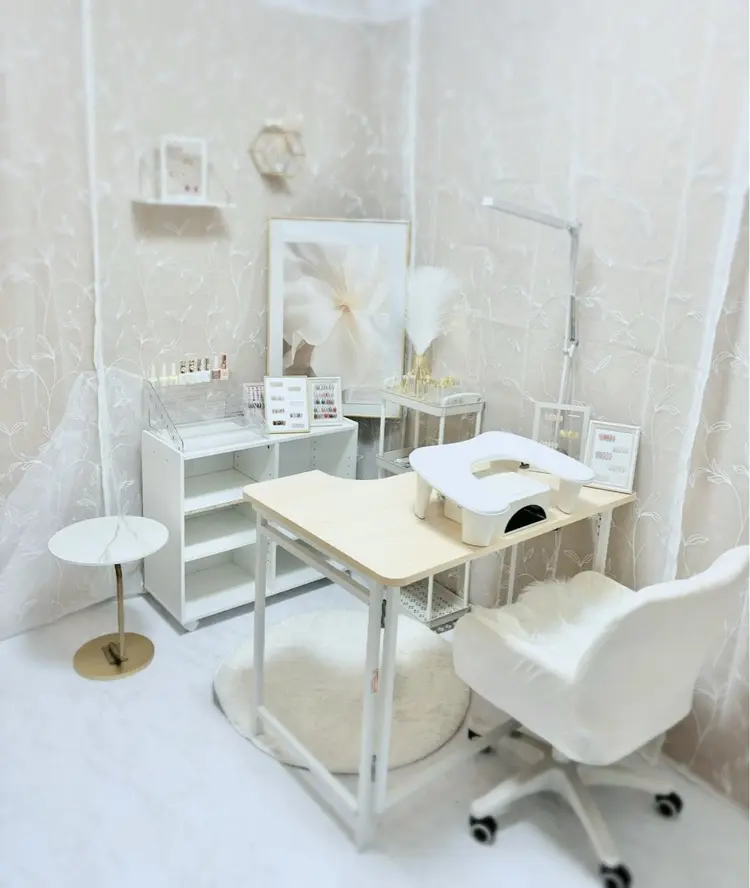 moon nailの内観・外観2