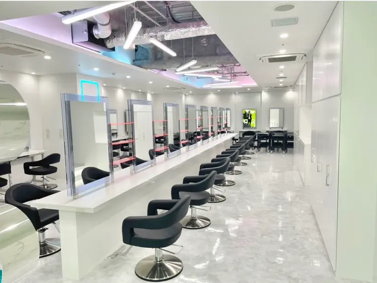 DISCOの内観・外観2