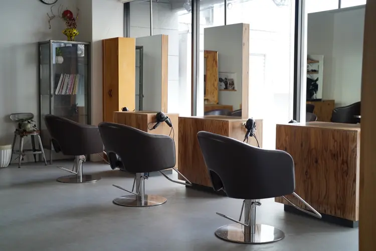 benji  薬院大通の内観・外観2