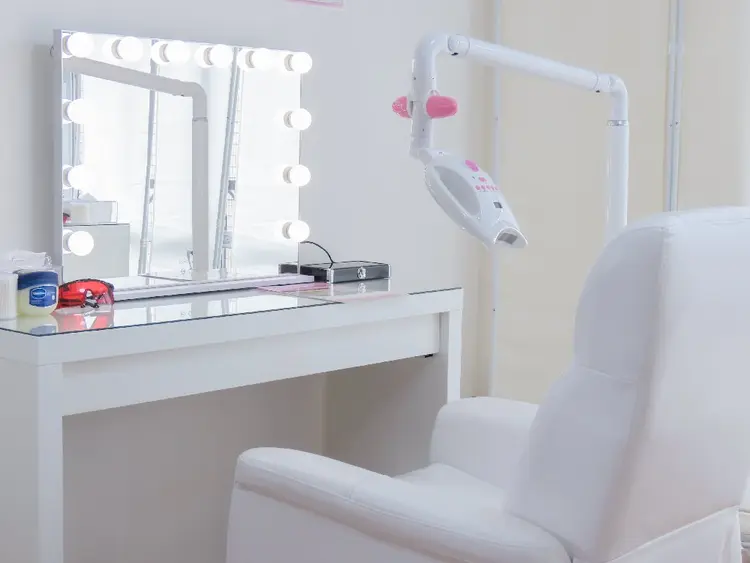 セルフホワイトニングサロン　エクシア六本木店の内観・外観2