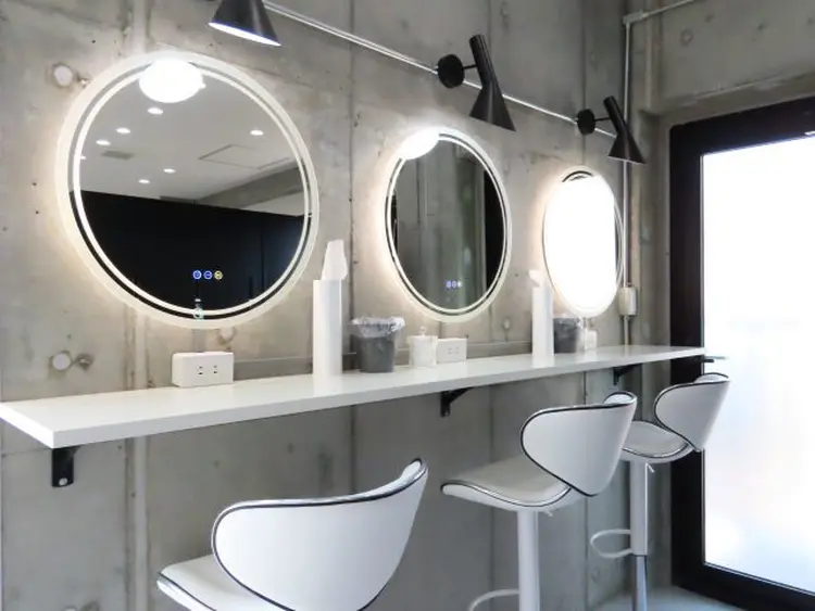 eyeHbe 葛西駅前の内観・外観3