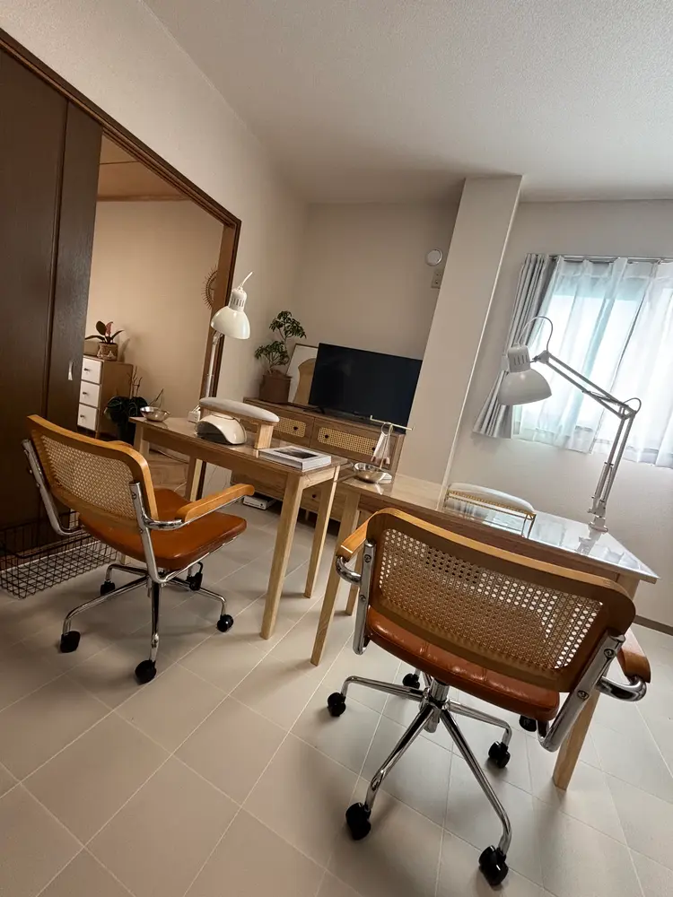 ツメトマツゲの内観・外観1