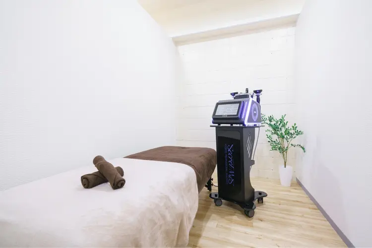 脱毛・痩身専門サロンLYN【リン】の内観・外観3