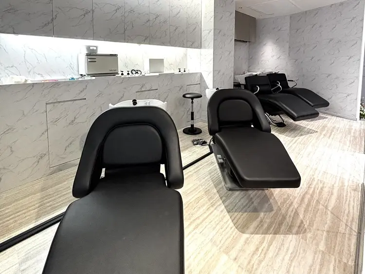 アンセンスバイモードケイズ銀座店の内観・外観2