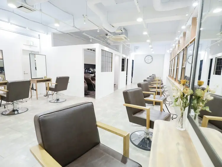 tetote江坂店の内観・外観1