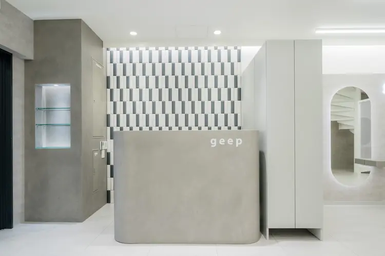 ヘアサークル　ジープ千舟店の内観・外観3