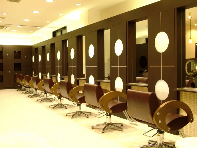 TRUTH南柏店の内観・外観1