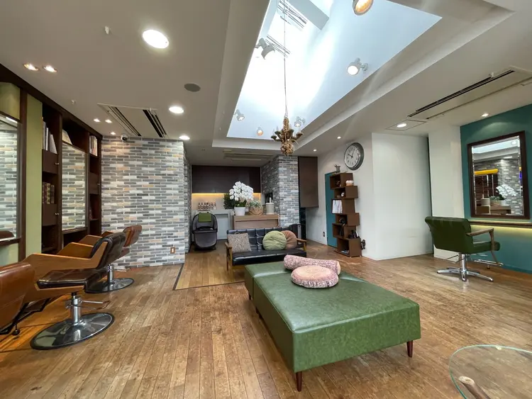 Lotus HairDesignの内観・外観1