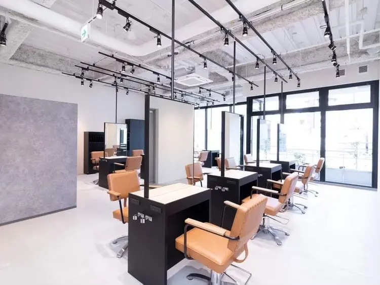 ALLYS(アリーズ)の内観・外観2