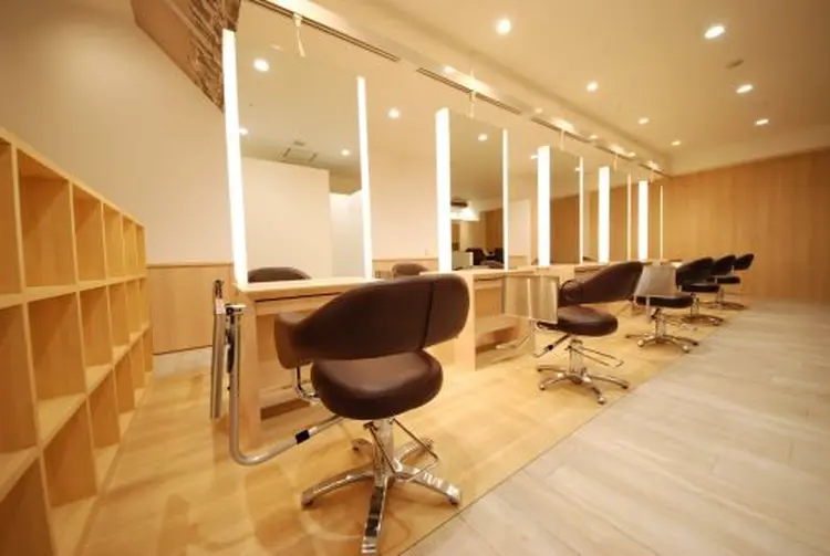 NYNY姫路広畑店の内観・外観2