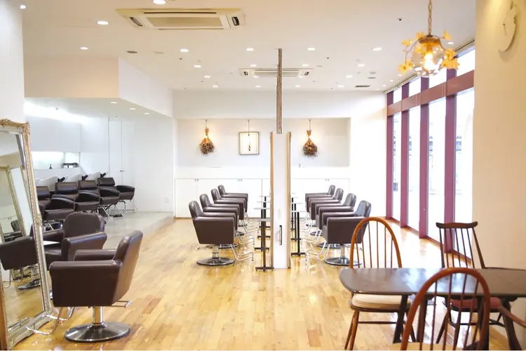 ルッツ ヘア デザインの内観・外観3