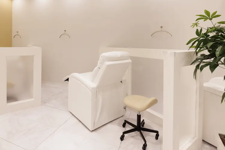 ダイヤモンドアイズ新宿マルイ本館店の内観・外観3