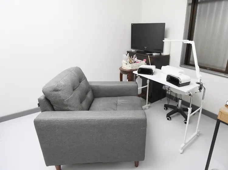 kao nail　武蔵村山店の内観・外観1