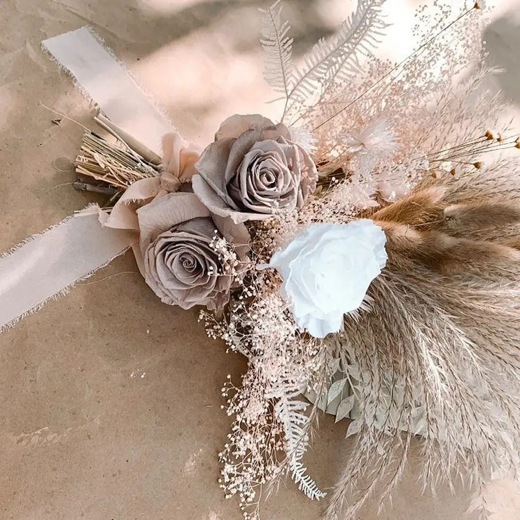 TASHnailの内観・外観1