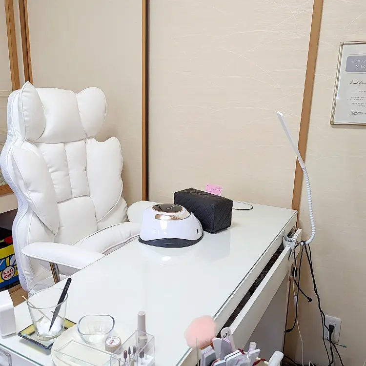 m&p NAILSALONの内観・外観1