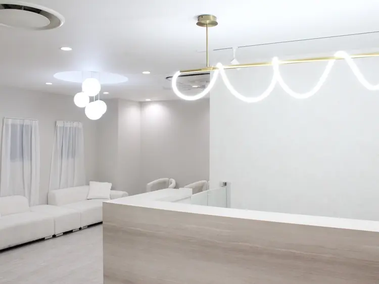 マツエク・まつ毛パーマ専門店　Belle京橋店【ベルエ】の内観・外観1