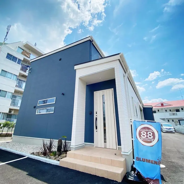 8Lumen8の内観・外観1