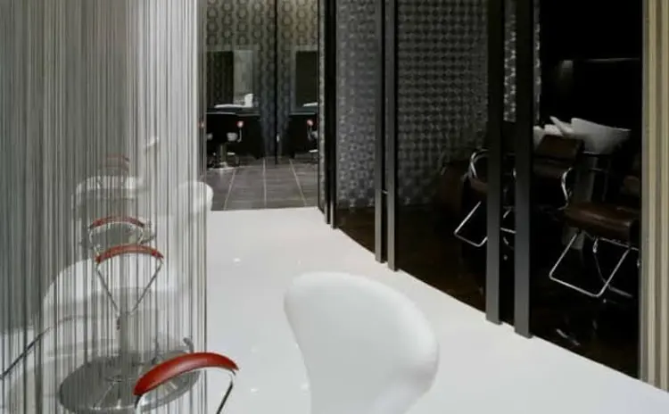 HAIR&MEKE EARTH 名取店の内観・外観2