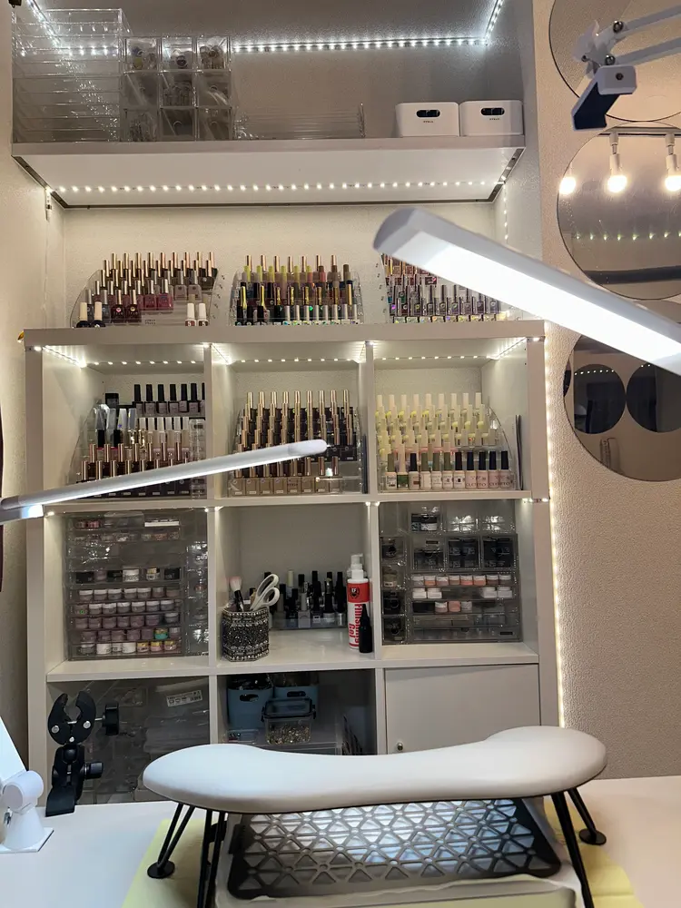 nails alienの内観・外観3