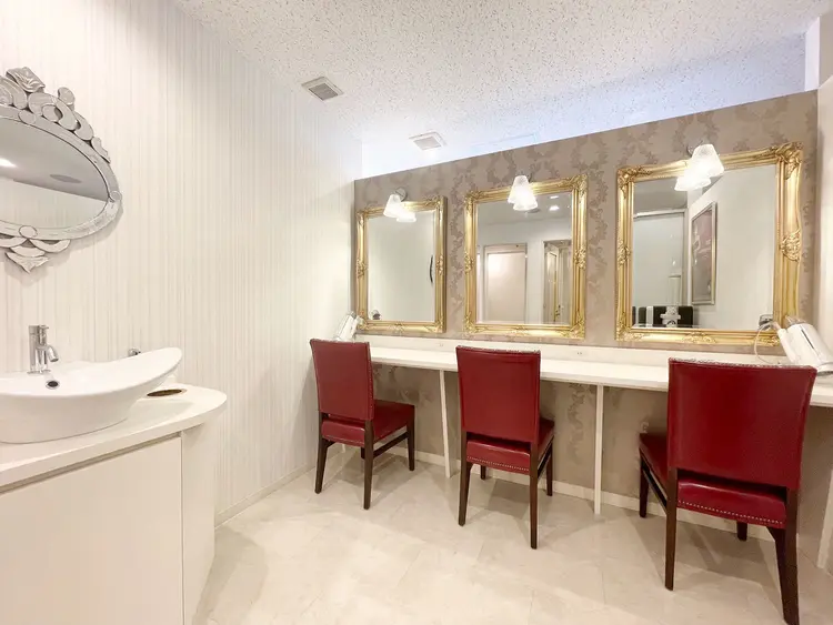 スリムビューティハウス 千葉総本店の内観・外観2